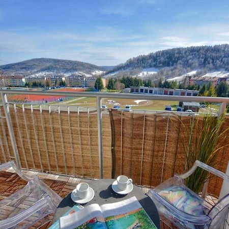 Apartament Zielona Mila Daire Ustrzyki Dolne Dış mekan fotoğraf
